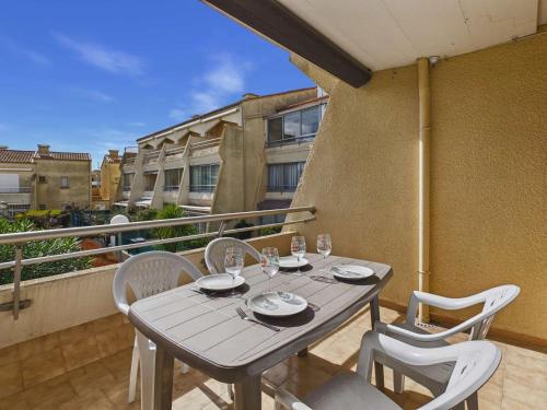 Appartement T2 avec Terrasse, Piscine et Parking Privé - 4 Pers. - FR-1-326-792