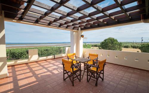 Tres Flores by RentalsPro - Agios Mamas Halkidiki