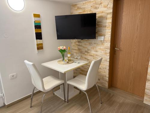 Apartma Tara