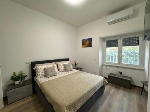 Colosseo-Torre Maura Modern Double Rooms Private EnSuite, WiFi & AC near Metro C