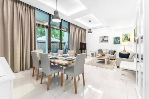 Family Villa in DAMAC Rochester near Malibu Beach