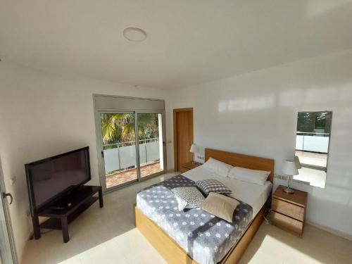 Holiday Villa privacy, pool, nature, with breathtaking view