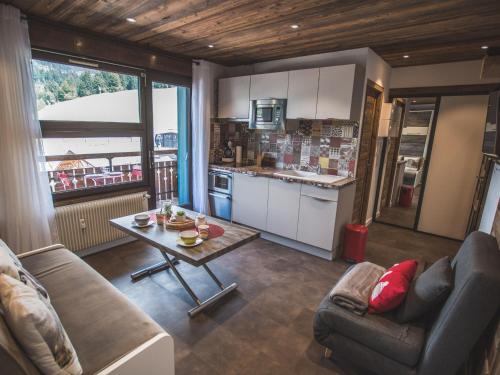 Charmant studio rénové au centre, près des pistes - FR-1-598-81