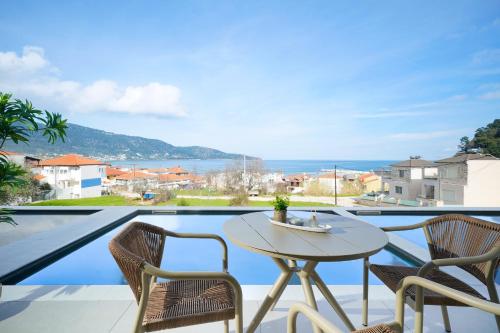 Videre Golden Suites