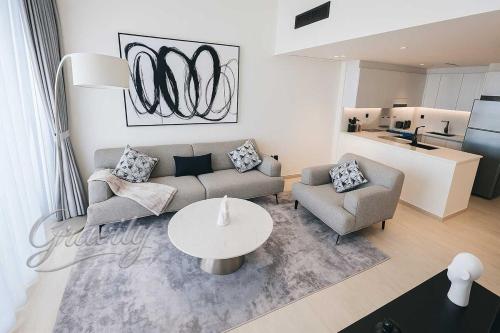 Cozy 1-Bedroom Flat in Central JVC