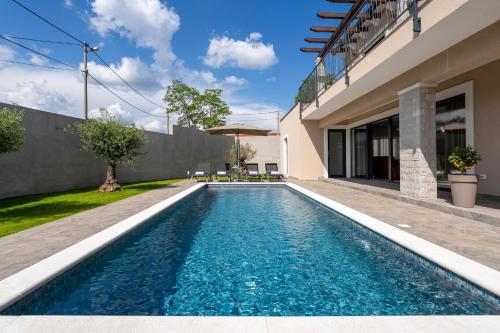 Casa Oliveto by Briskva