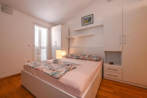 Apartments Jakova Dudana 10