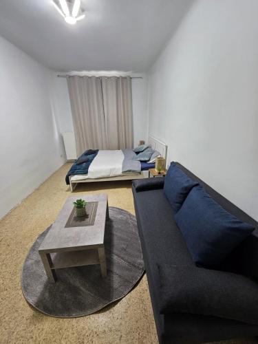 Cozy Belvedere Apartment