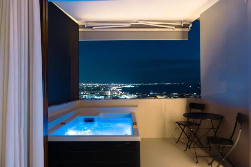 Acropoleos Suites