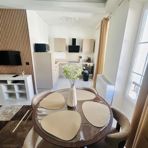 Luxury appartement-Cœur de ville de Cannes-2 mns Palais du festival et Croisette