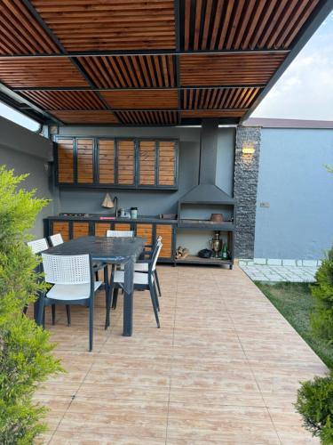 Fotografija u galeriji objekta Bim House u gradu Hanlar