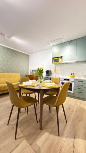 APARTAMENT Nowoczesny PRL