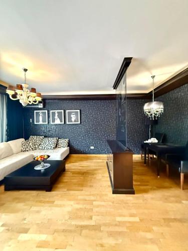 Khu vực ghế ngồi tại Апартаменти Будва