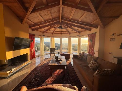 Villa Mirabella Crete panoramic sea views