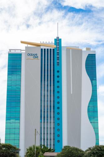 Modern Decor Stunning Ocean View Condo Sleeps 8 photo 68
