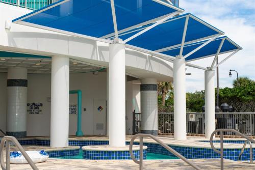 Modern Decor Stunning Ocean View Condo Sleeps 8 photo 81