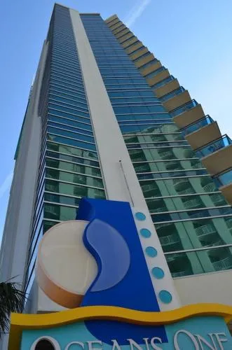 Modern Decor Stunning Ocean View Condo Sleeps 8 photo 64