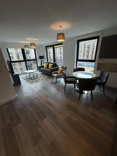 Berkeley Square Apartments by StaySavvy Accommodation photo 60