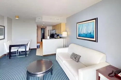 Modern Decor Stunning Ocean View Condo Sleeps 8 photo 44
