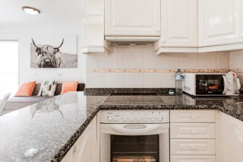 2 bedroom apartment with a pool