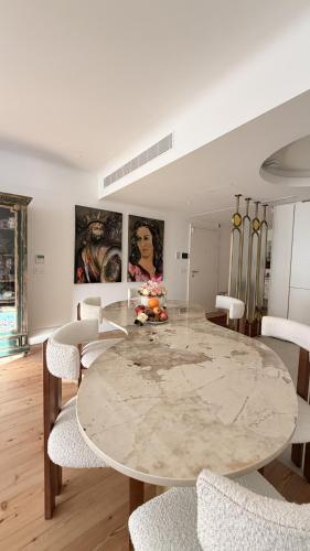 Bolhao Luxury Residence by SantiagoFamilyHouse - 2Bd - Parking & Security