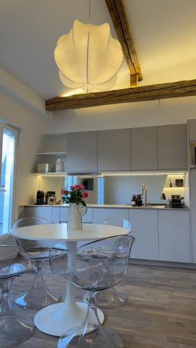 Eiffel Tower fully renovated 2026 apt with AC