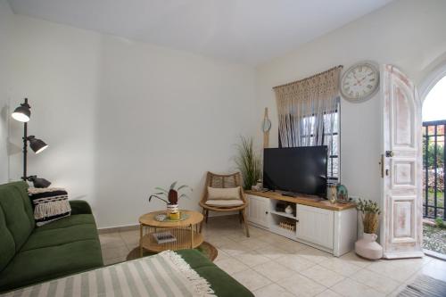 Iriada House