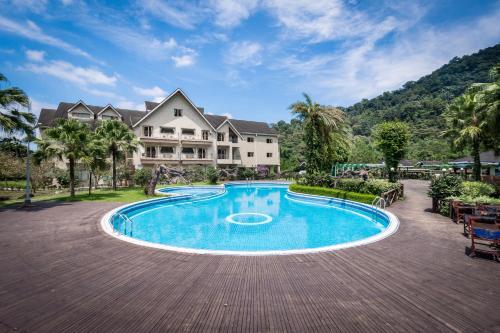 Crystal Resort – Photos 4
