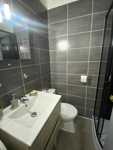 Studio Cosy Centre Port residence calme avec wifi