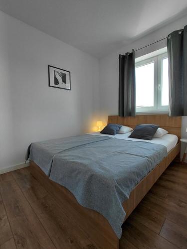 Apartments and room Maressa Centar