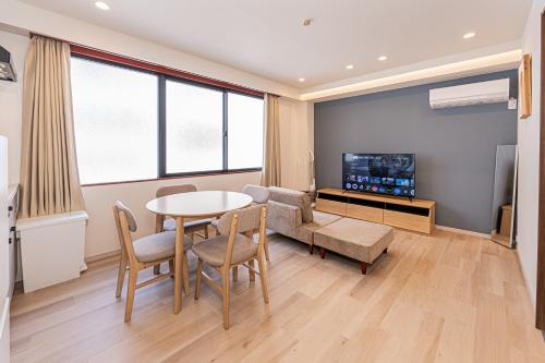 Ueno-Asakusa Area Family APT, 7-min Walk to Metro
