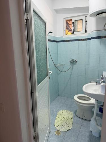 Vannas istaba naktsmītnē Center Rooms