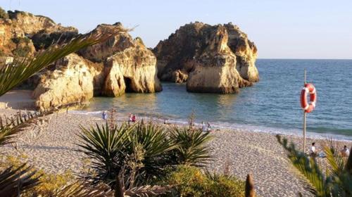 Alvor Sea Front Studio - Walk to Bech - Self Check in
