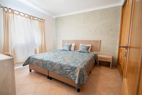 4 Resort pool, AC & gym by Holiday Rentals Algarve