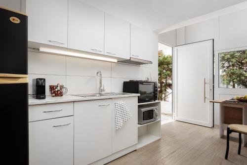 Luks Apartment Argyroupoli City Center Stay
