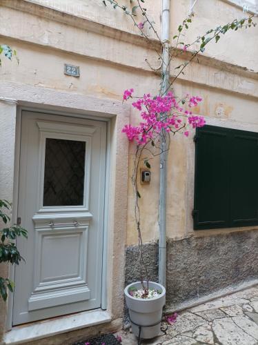 Kumquat cozy retreat in the heart of Corfu Town