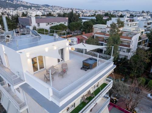 Penthouse in the Heart of Glyfada