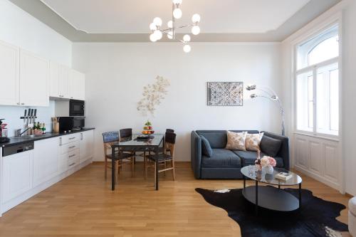 BOUTIQUE RESIDENCES at GAUDENZDORFER