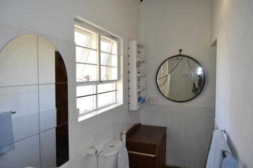 Ένα μπάνιο στο Aloe Guest House