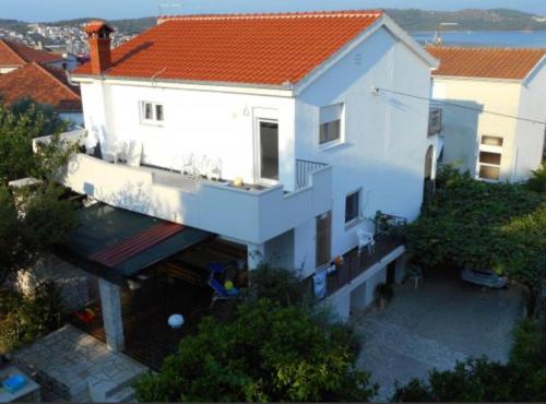 Apartman Gabrijela, Okrug Gornji