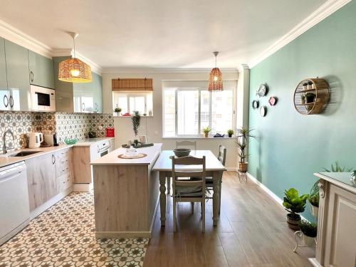 Sun & Beach Apartment, Golf and Parking