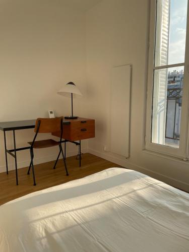 Parisian apartment with Balcony Canal St Martin