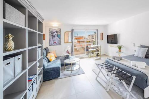 New Large Studio - Monaco Border - Sea View - Lift - Parking included