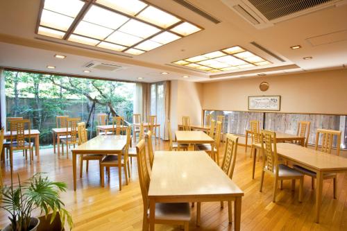 Restoran või mõni muu söögikoht majutusasutuses Shiki Resort Kyoto Kamogawaso