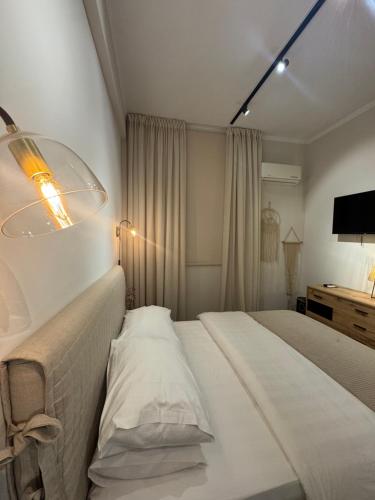 Nafsika Luxe edition Oreon Suites