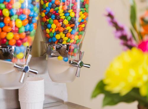a bunch of candy in a vase filled with balls at Harbourview Inn in Charleston