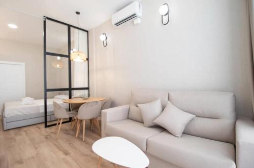 Loft near the sea and downtown Maritim