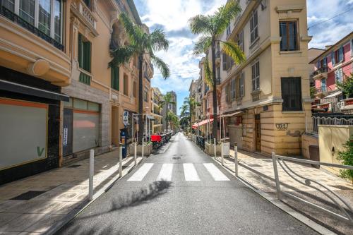 Le Coq Gabriella - AC - WiFi - Monaco Border photo 19