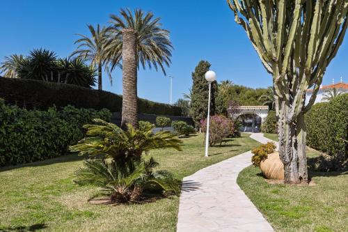 La Casita Escondida