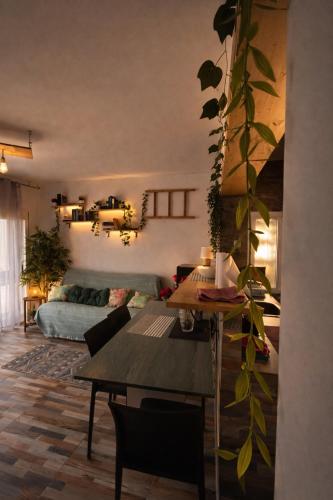 Deniahome Angie